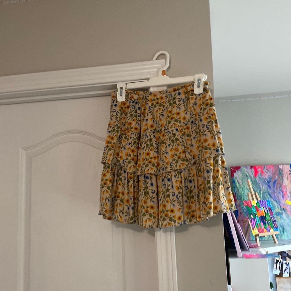 Flowery skirt